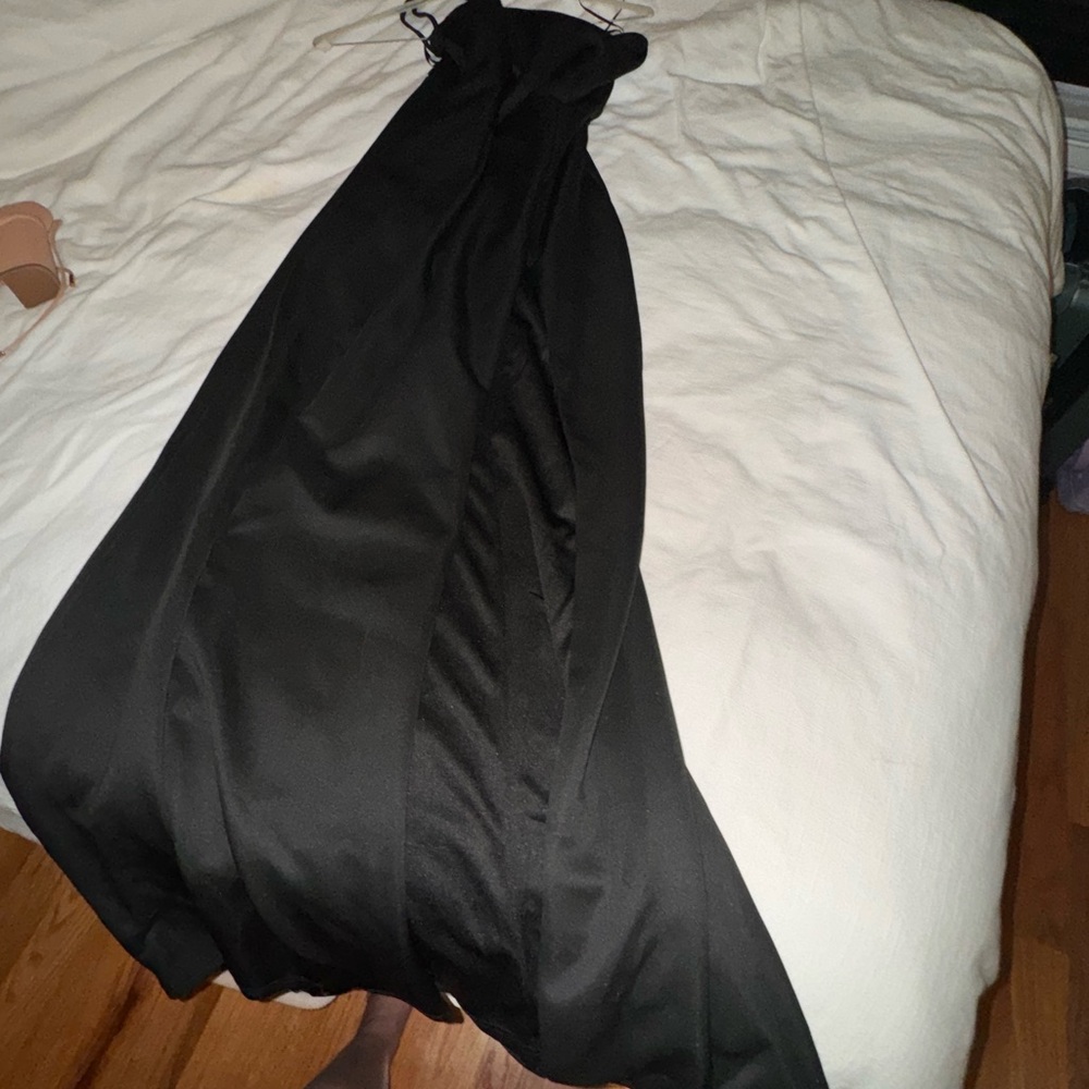 Showpiece black formal dress